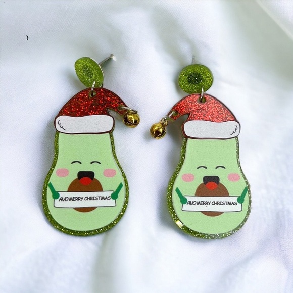 Jingle All the Way with Fun Avocado Dangle Earrings – Perfect for Christmas! NWT - Picture 3 of 4